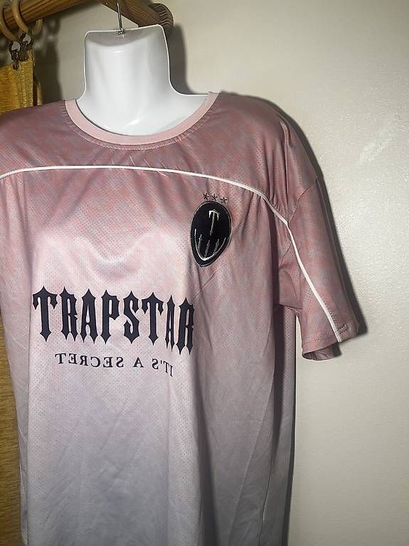 T-shirt: T'shirt trapstar – Usato da Cheiry venduto da dam_pd2m 1