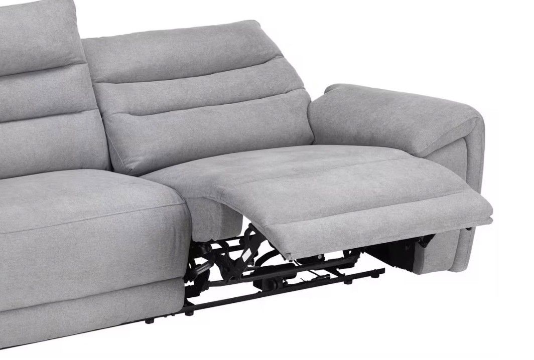 Divani: Sofa mit Relaxfunktion – Usato da Burgdorf venduto da Fugazi28 1