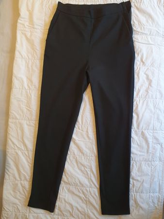 Pantaloni neri MONKI, taglia 34