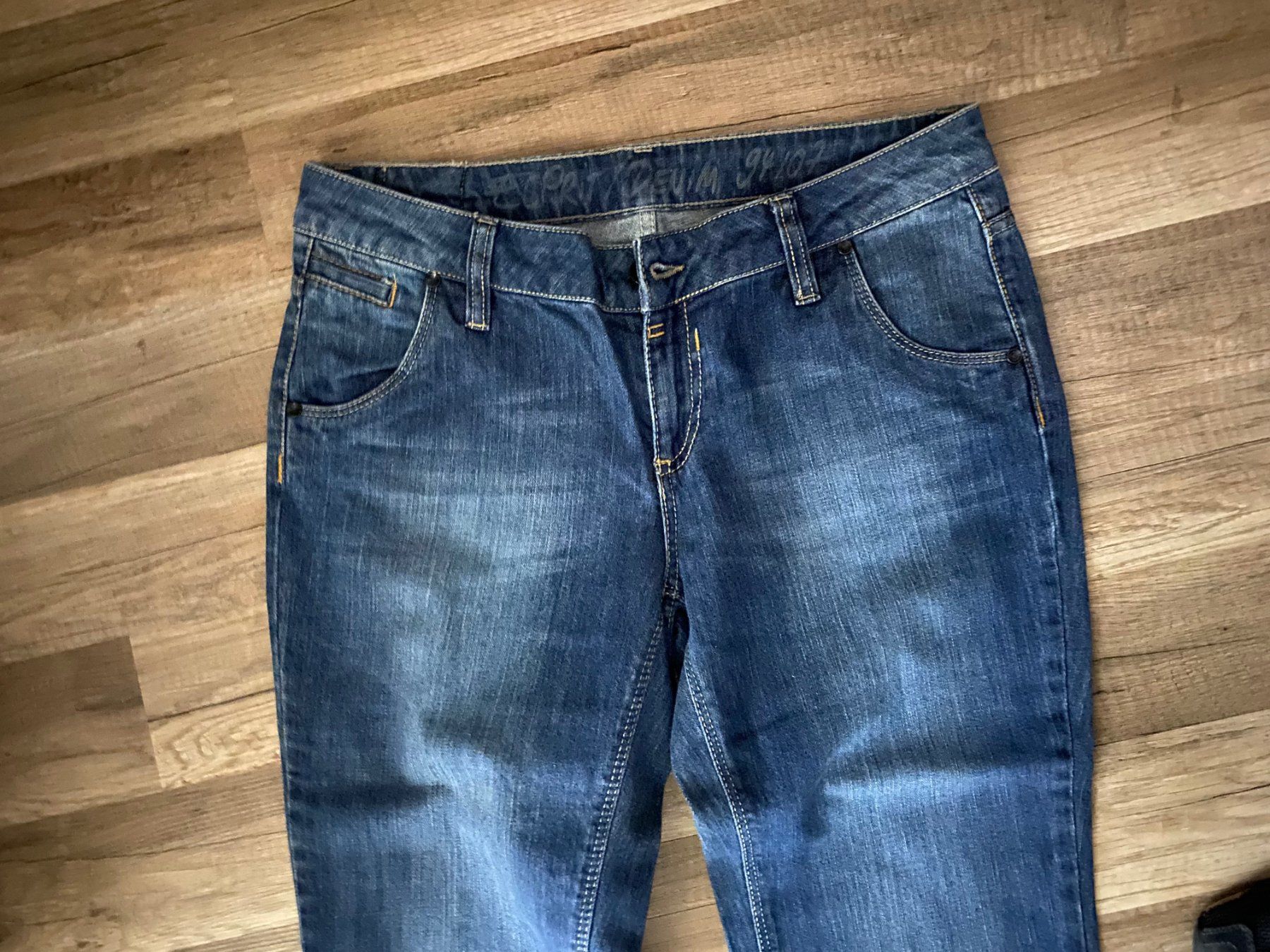 Esprit Jeans: Esprit Jeans Grösse 40 – Gebraucht aus Allenwinden von Obalu