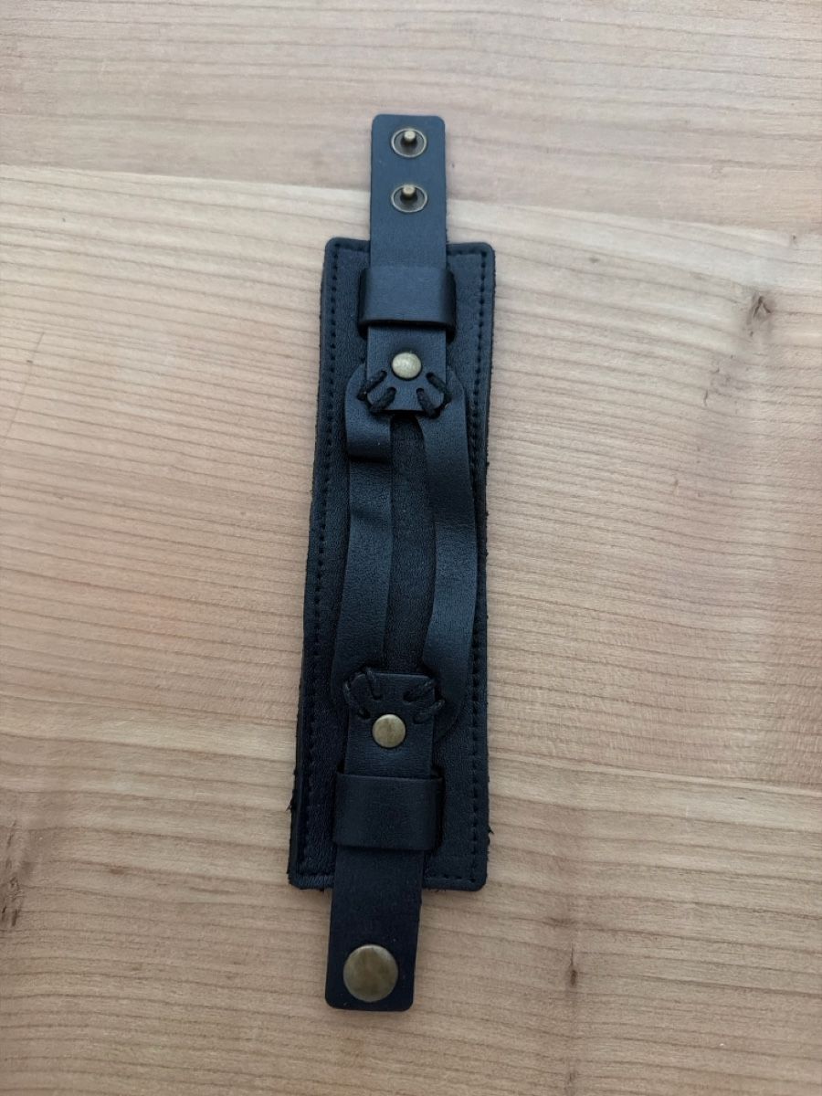 Bracelets: Leder-Armband – D'occasion à Münchenstein par mjaaxx