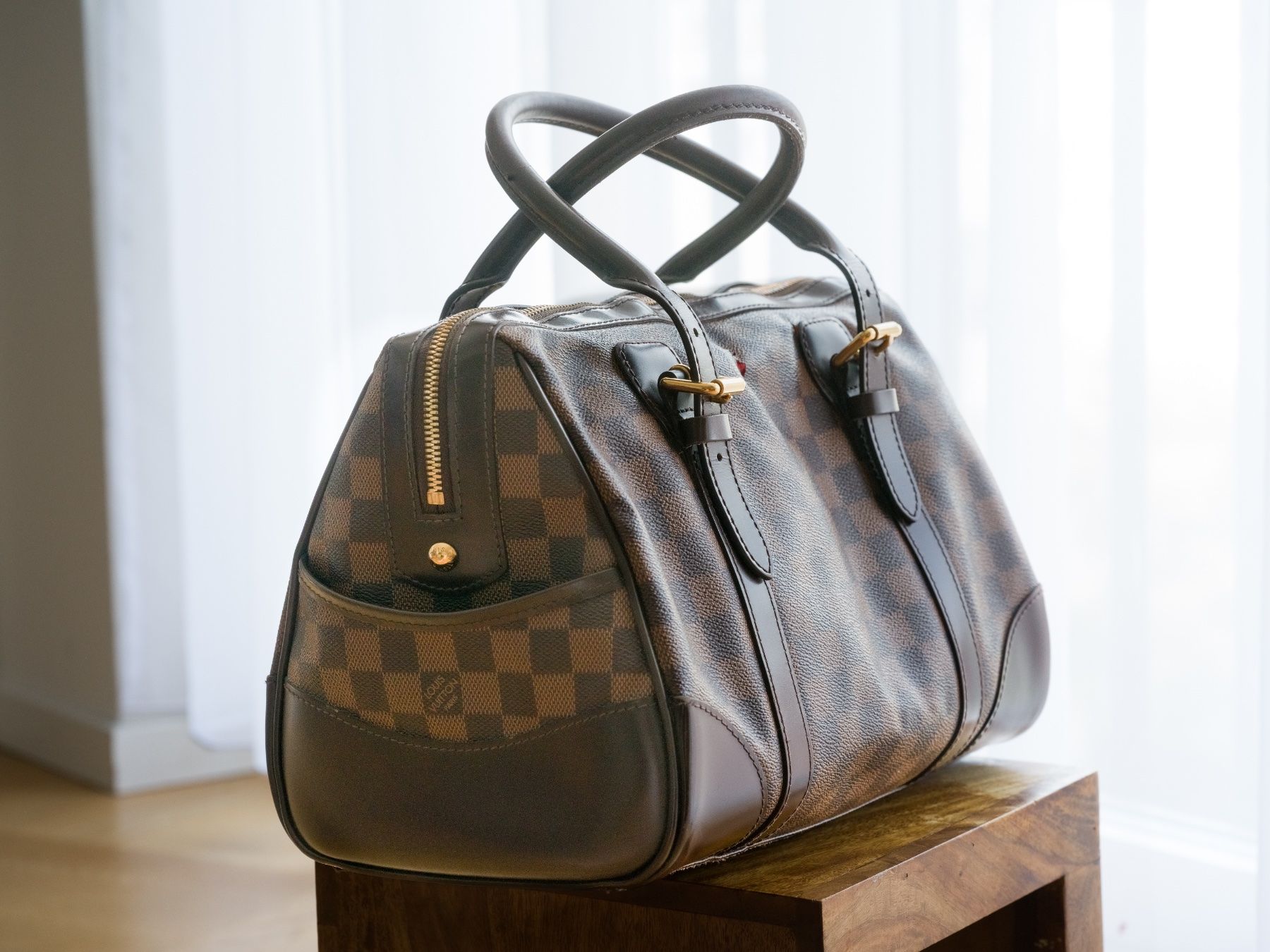 Louis Vuitton Taschen für Damen: Original Louis-Vuitton Damen Handtasche – Gebraucht aus Zürich von Malalaka 2