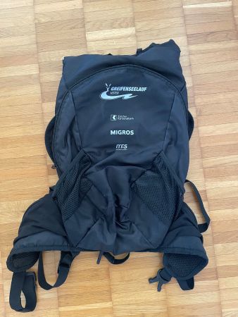 GRATIS Joggingrucksack Greifenseelauf schwarz neu