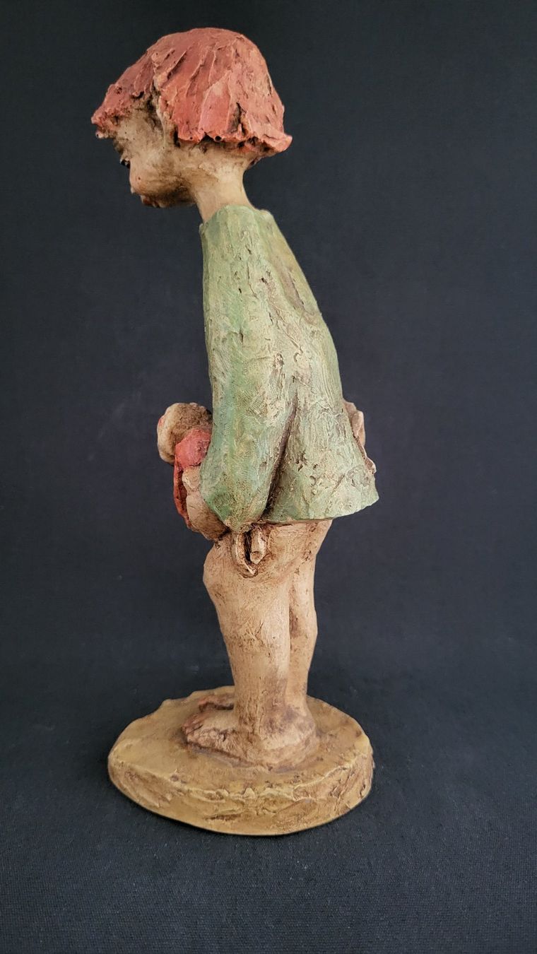 Statuette: Vintage-Figur "Junge mit Puppe" – Usato da Basel venduto da spinne02 5