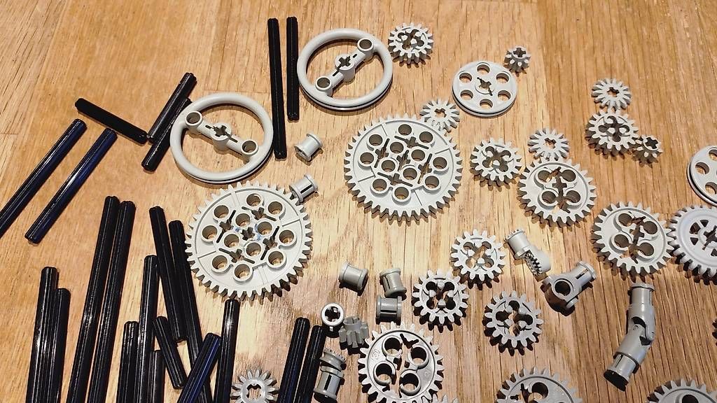 Lego Kit di costruzioni: Lego Zahnräder-Verbinder-Technic 1 – Usato da Schwarzenbach(Huttwil) venduto da Padielito 1