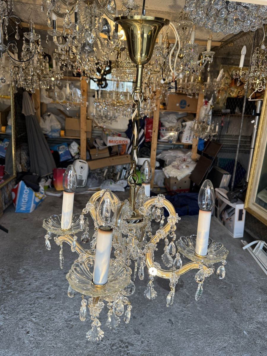 Lampadari & plafoniere: Glass Kristall Kronleuchter Alt – Usato da Benglen venduto da Dubai1234