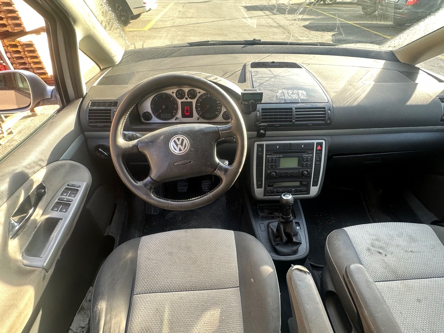 VW Automobili: VW Sharan 2.0 TDI 4 Motion – Difettoso da Langnau i. E. venduto da Staelang 6
