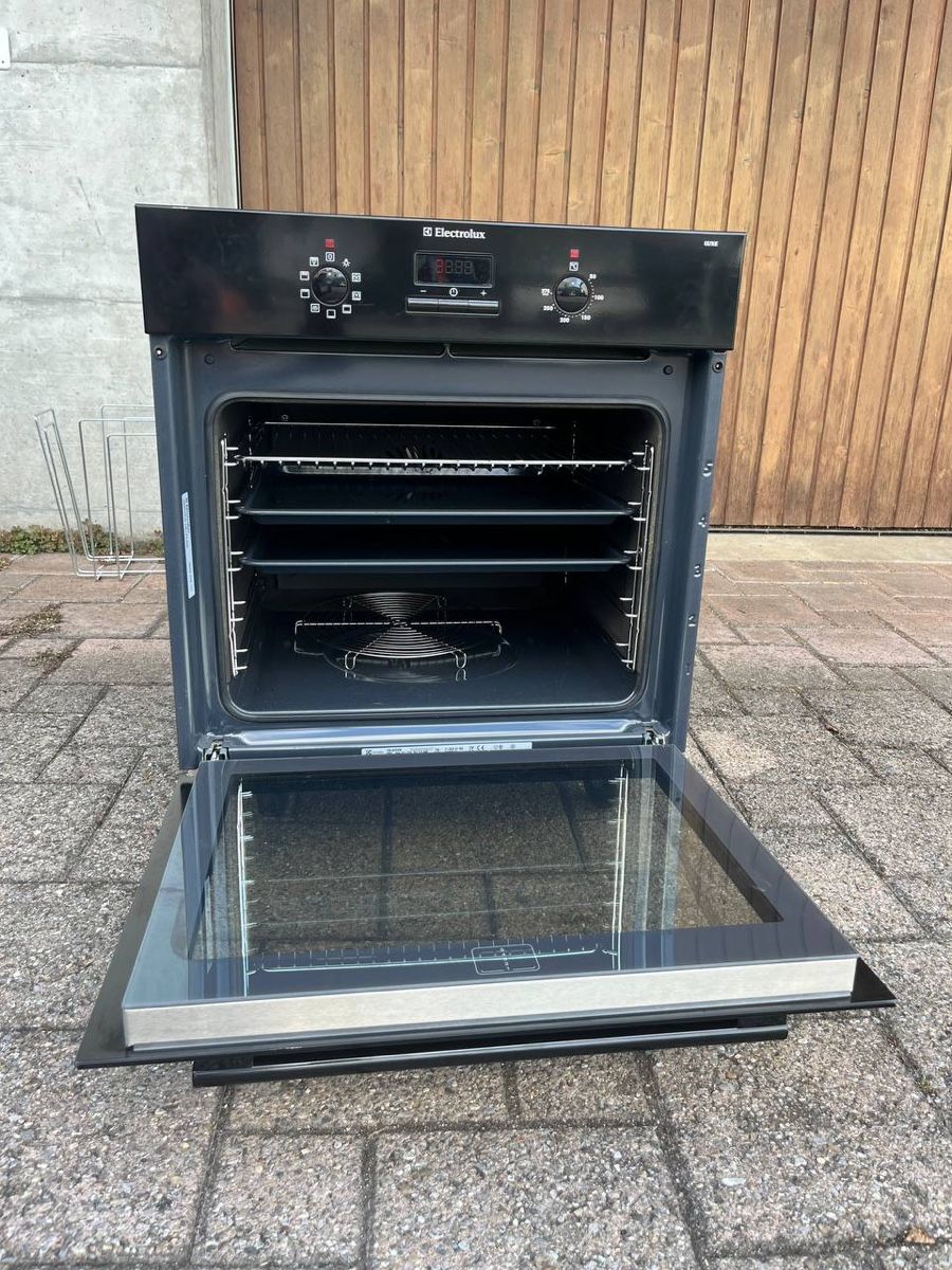 Electrolux Backöfen: Backofen Electrolux – Gebraucht aus Degersheim von ebe_blg2 1
