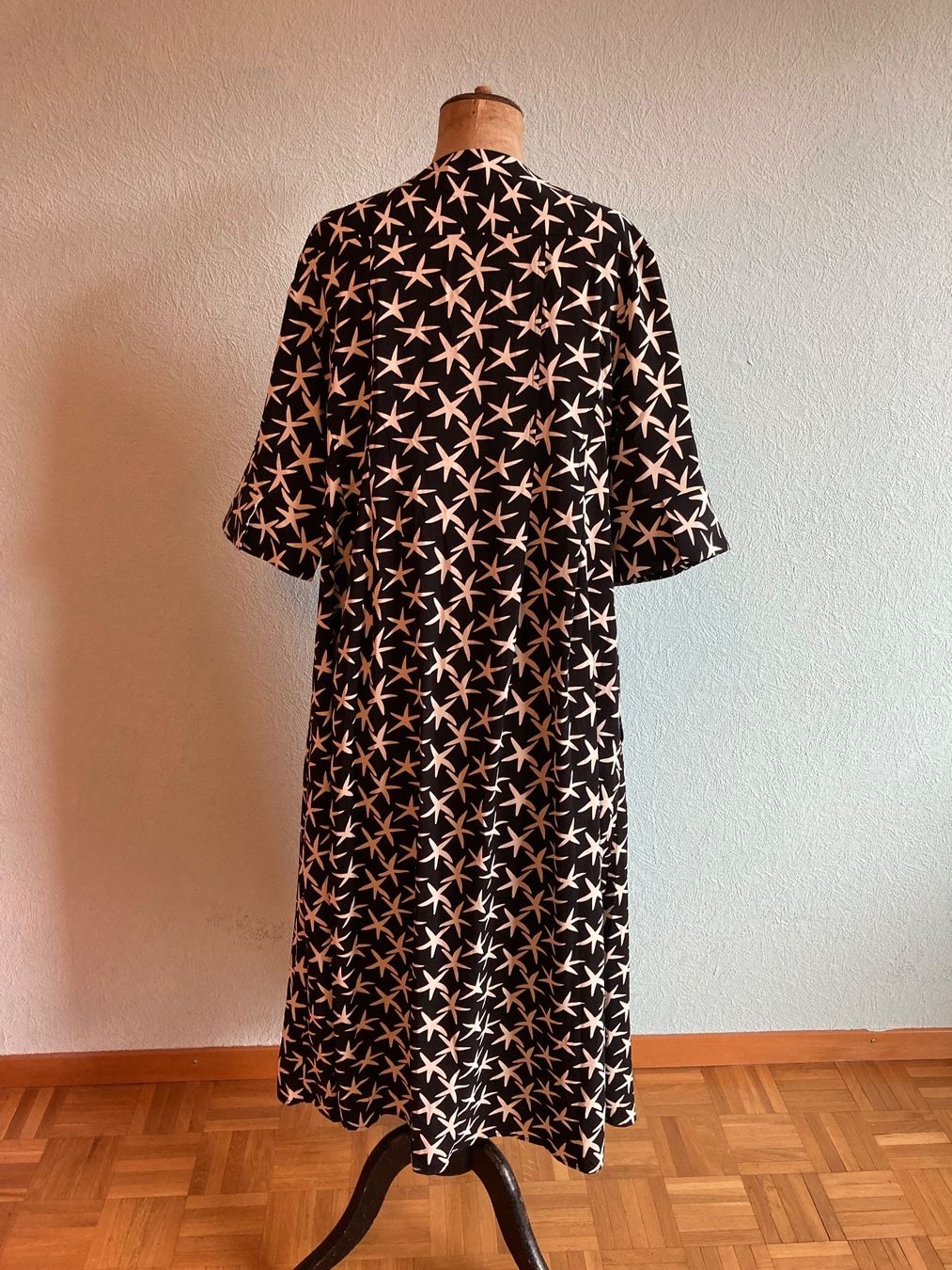 Vestiti: Robe noire et blanche t 44 – Usato da Genève venduto da ct_fqr8 1