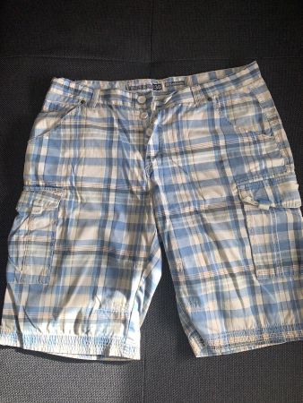 Herrenshorts Größe 36 SUBLEVEL