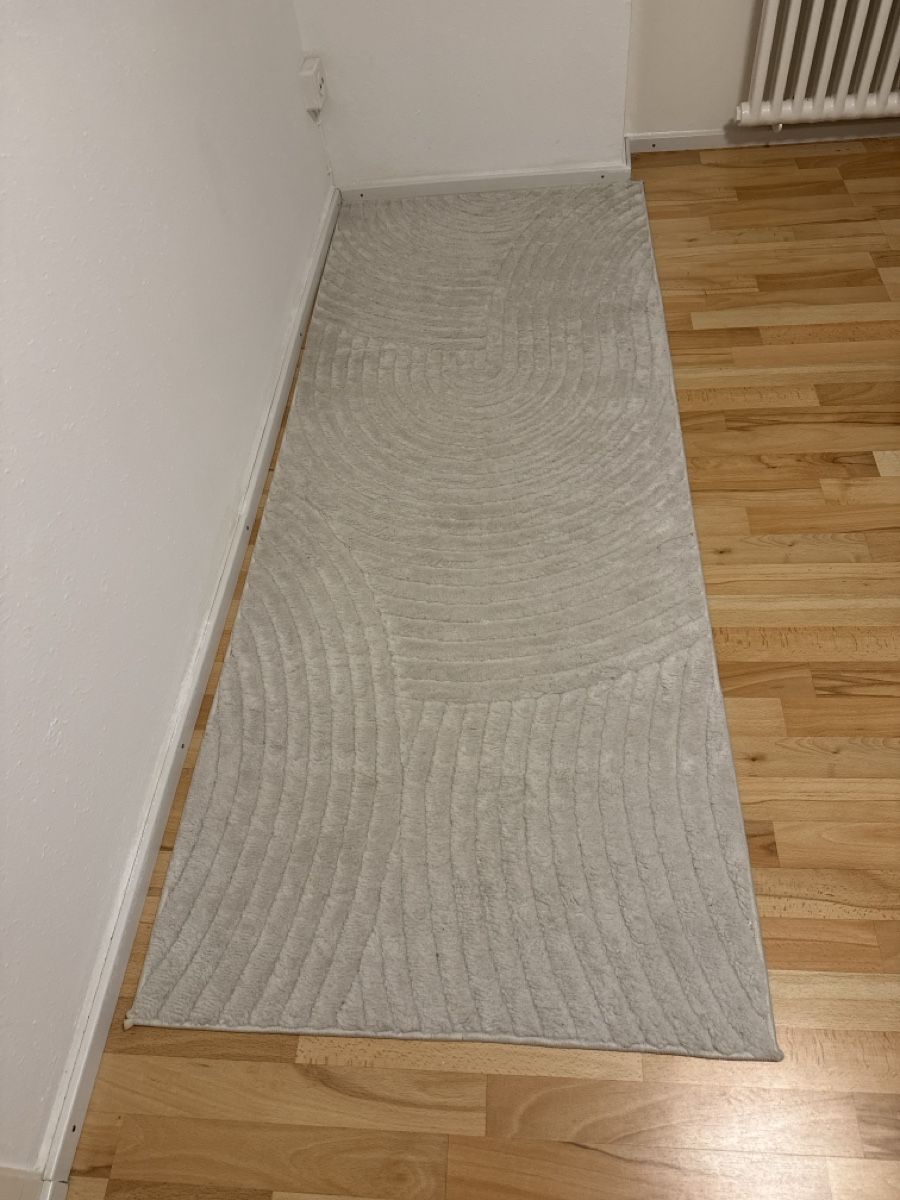 Tappeti: Läufer Teppich Weiss 200x78 – Usato da Netstal venduto da Oezi88