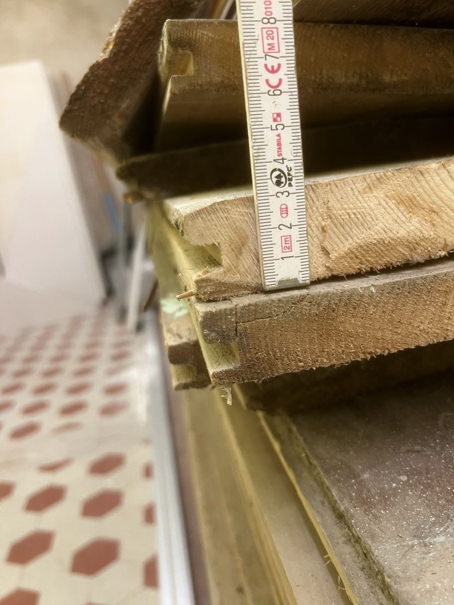 Articles en bois: Ancien plancher en bois massif – D'occasion à Vallorbe par gtornado80 2