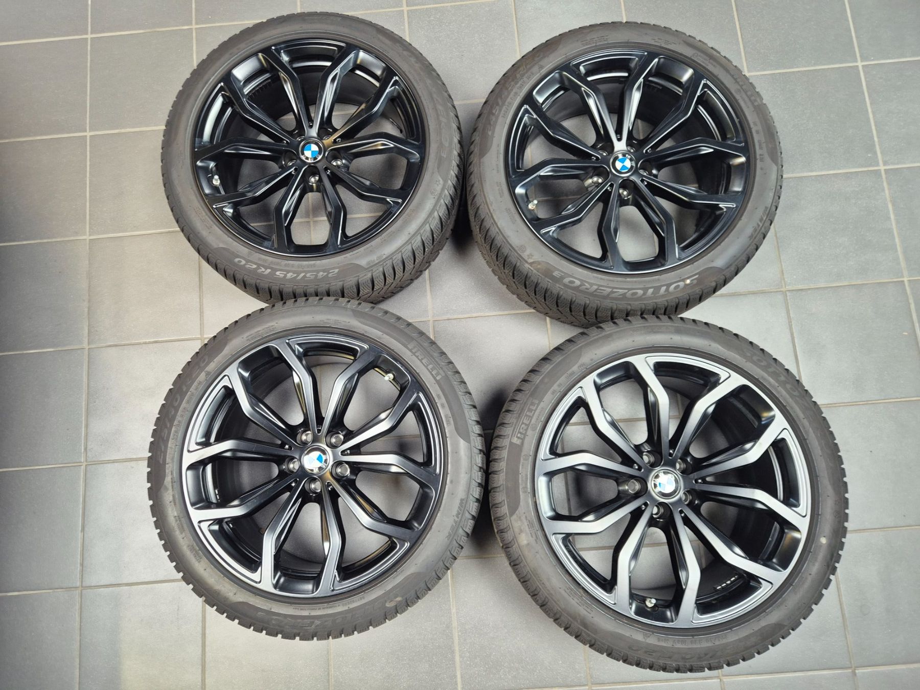 BMW Pneumatici & Ruote complete: Winterräder 20" BMW X3 M40i – Usato da Winterthur venduto da WEWi-Ersatzteile 1