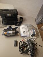 Sony Digital8 Camcorder DCR-TRV110E mit Zubehör 
