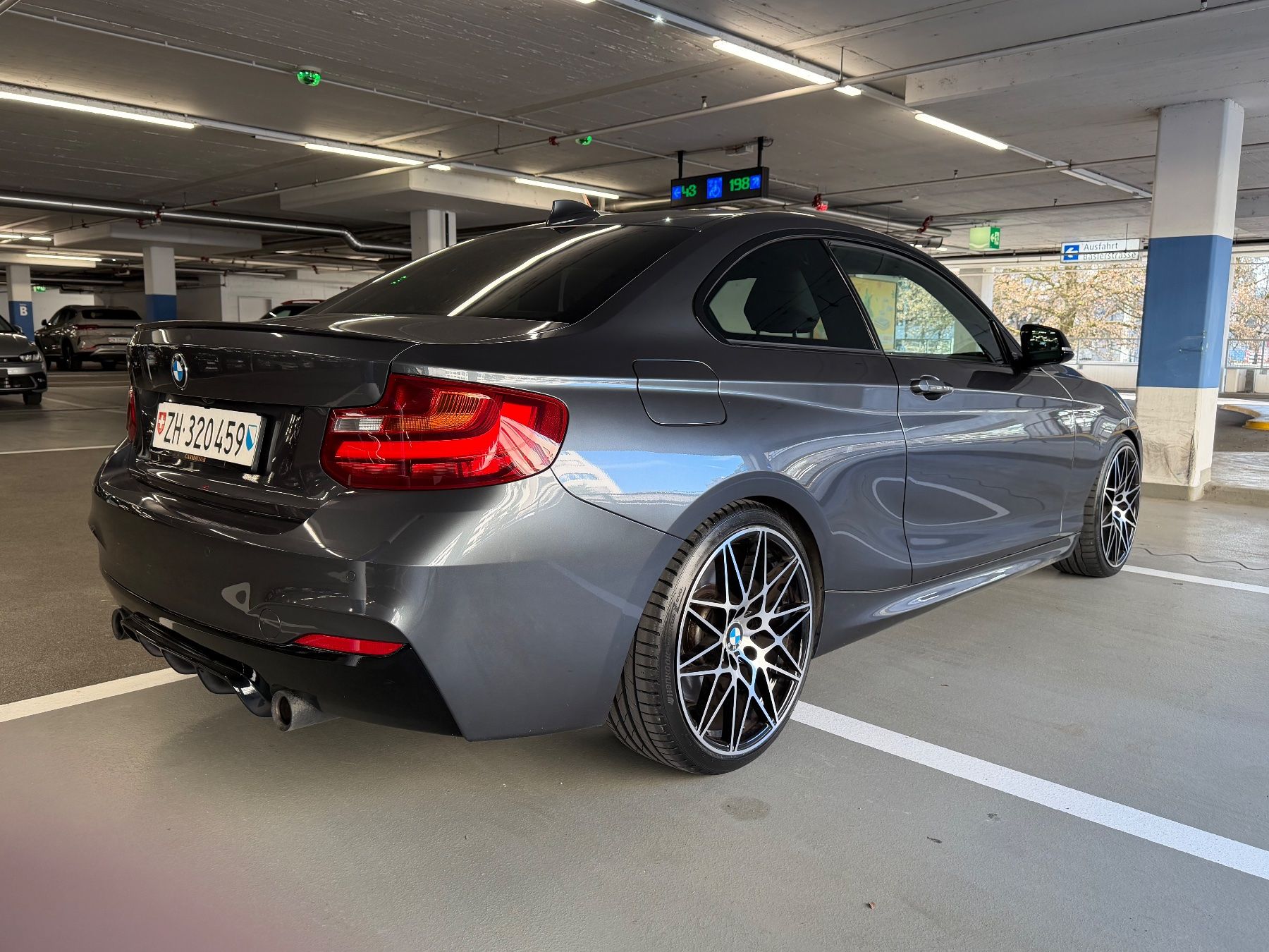 BMW Automobili: BMW M235i Steptronic – Usato da Zürich venduto da Fuentes 1