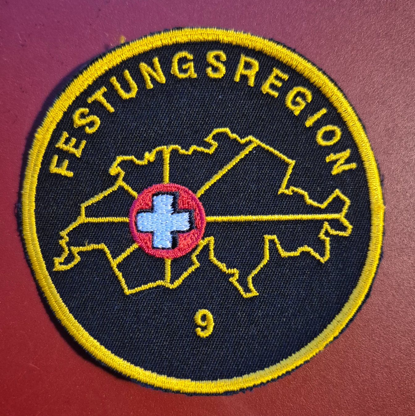 Armée suisse Insignes: Fest Reg 9 – Neuf (Voir description) à Gerzensee par Dragoner_1914