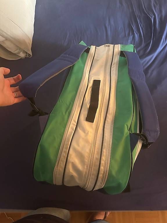 Yonex Borse: Sac de sport YONEX bleu blanc vert – Usato da La Tour-de-Peilz venduto da dam_x89d 1