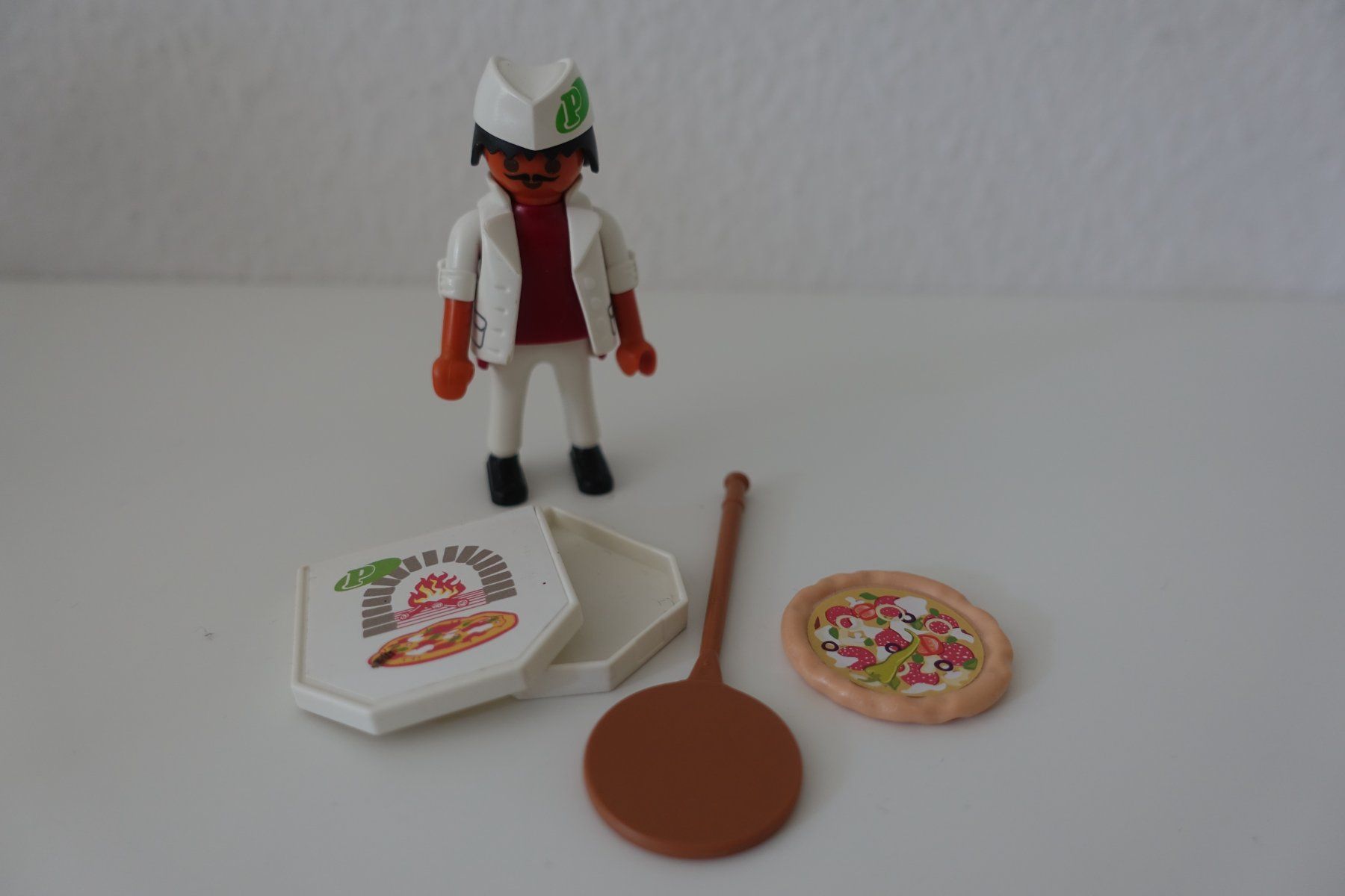 Playmobil Spielzeuge: Playmobil Pizzabäcker – Gebraucht aus Basel von Joly_Jo