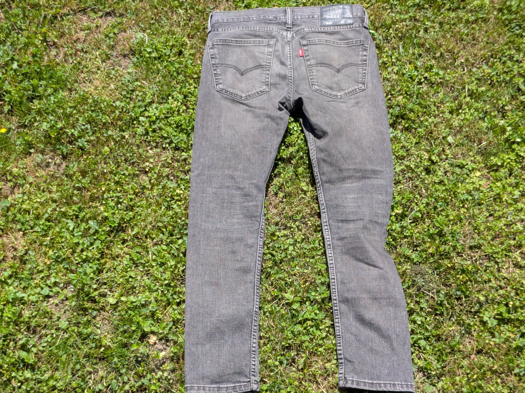 Levi's Jeans: Levi's 519 Jeans Grösse 30/30 Schwarz-Grau – Usato da Galgenen venduto da MisterTH 2