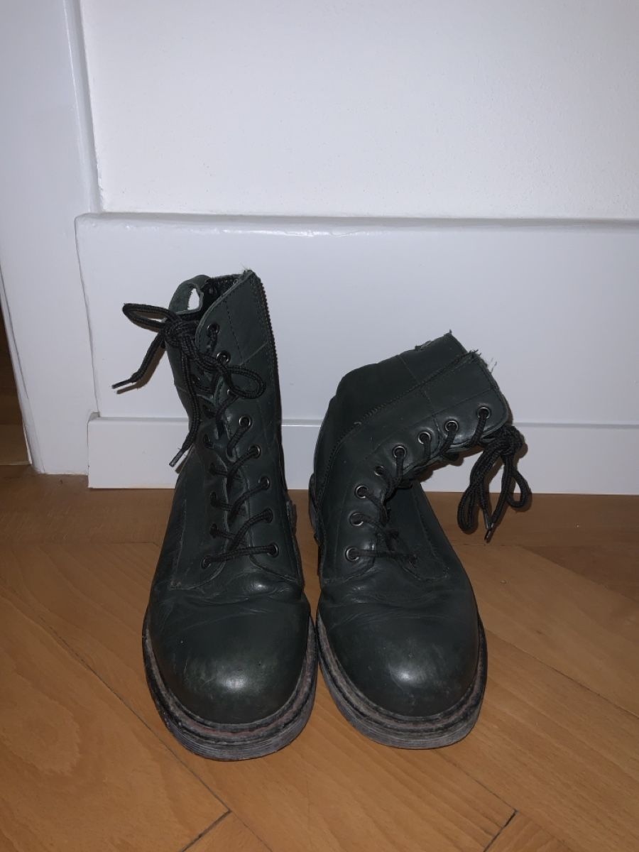Damenschuhe: Lederstifeletten Mustang, Grösse 38 – Gebraucht aus Evilard von mcrider