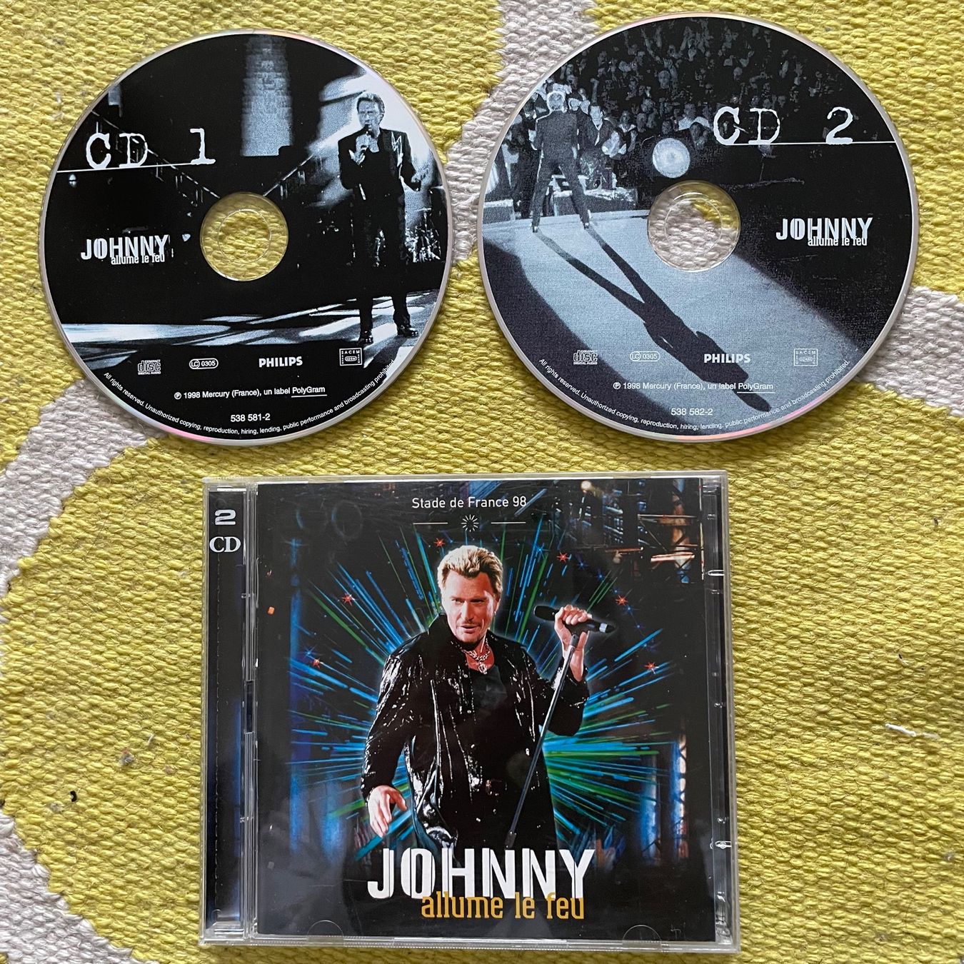 CDs: JOHNNY HALLYDAY-2CD ALLUME LE FEU – Gebraucht aus Rorschacherberg von CD-Roli