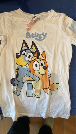 T-Shirt Bluey Kinder Grösse 116