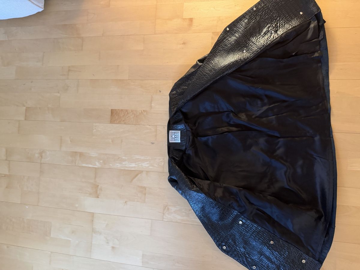 Totême Vestes: Toteme croc embossed leather jacket – D'occasion à Zürich par Lulu1501 5