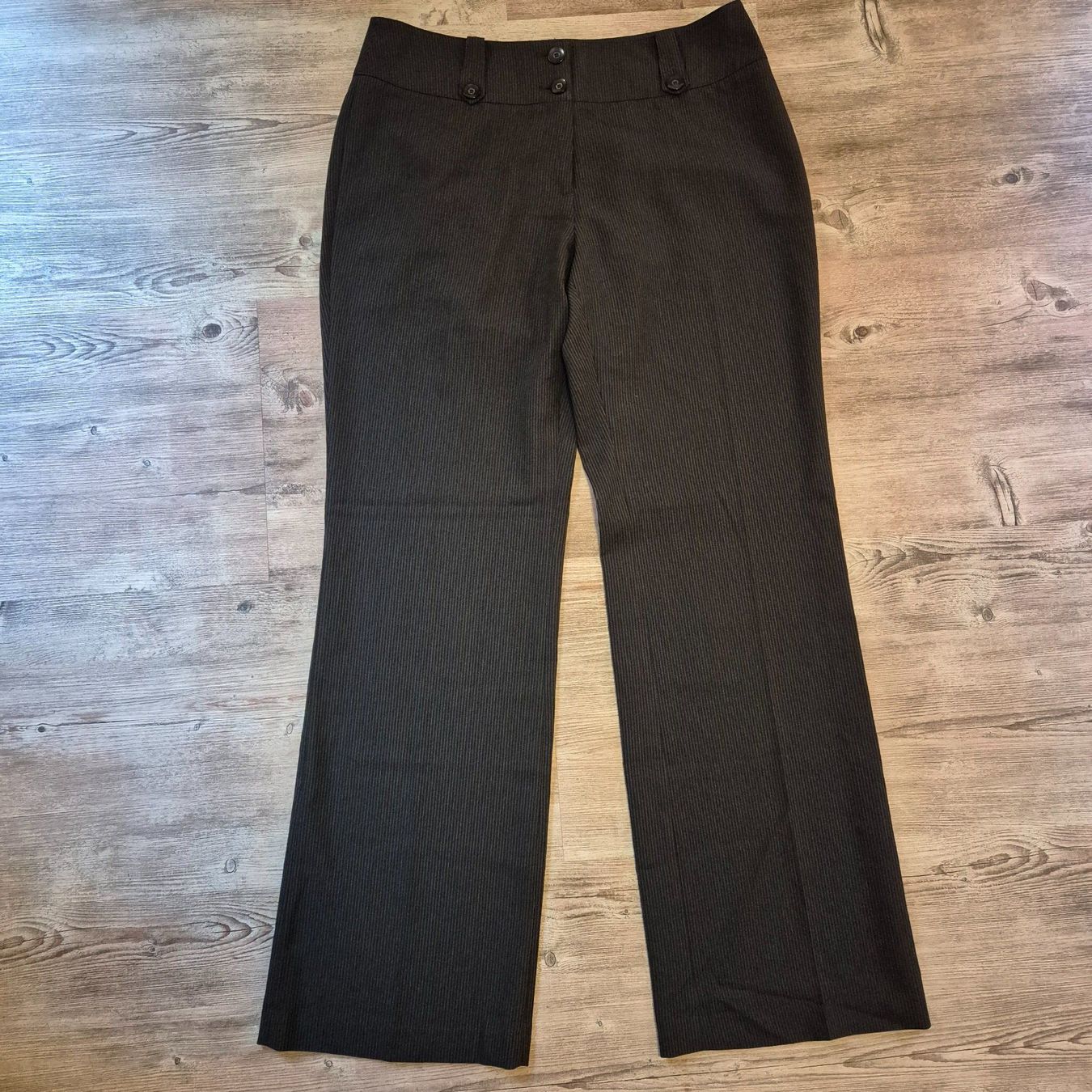 Hosen: Pantalon – Gebraucht aus Porrentruy von Nos_petites_affaires