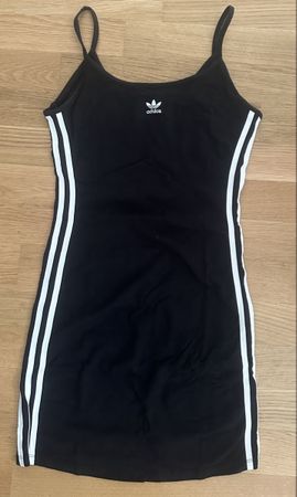 Adidas Kleid Schwarz mit Streifen Sommerkleid Grösse XS