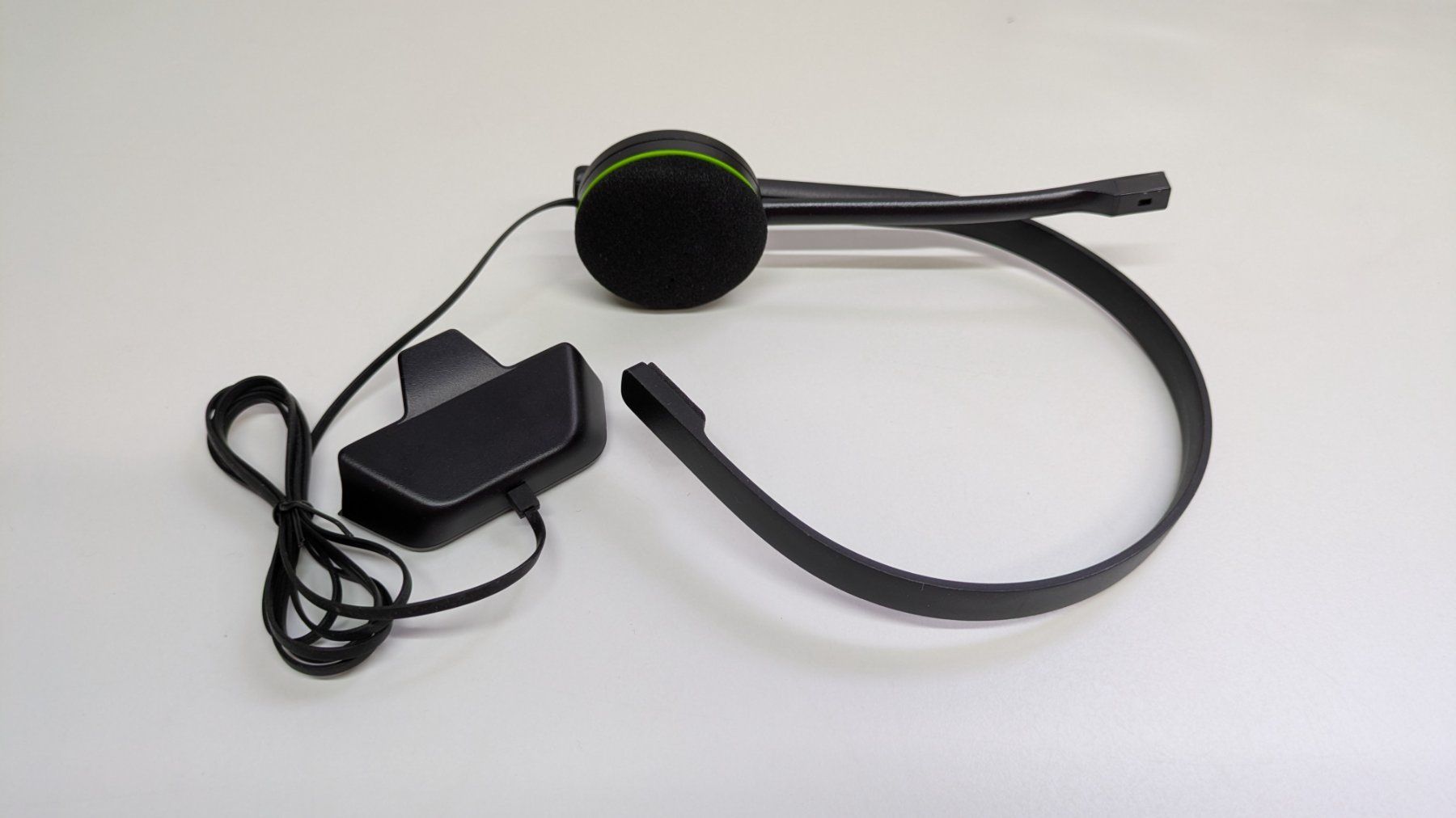 Microsoft Console: Xbox One mit Controller, 5 Games und Headset – Usato da Menziken venduto da mame18 4