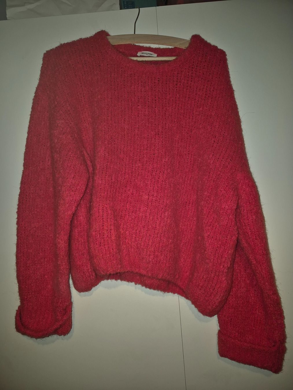Pullover & Sweatshirts: American Vintage Pullover neu, hellrot – Gebraucht aus Winterthur von GiuliaCatalina