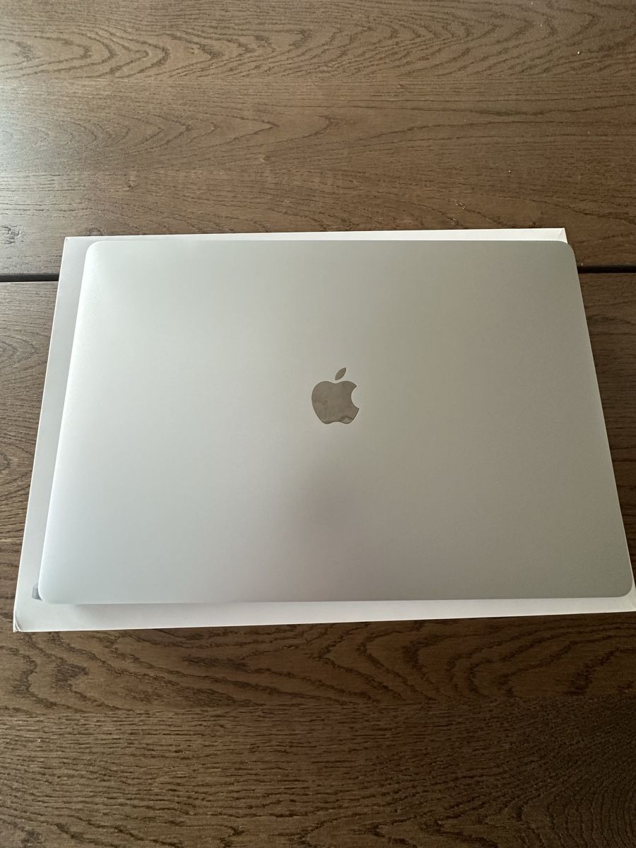 Apple Notebook: Macbook Pro 16” - 2020 – Usato da Heerbrugg venduto da Tadeus87