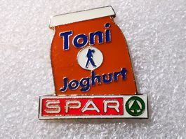 Ansteckpin 41: Spar x Toni