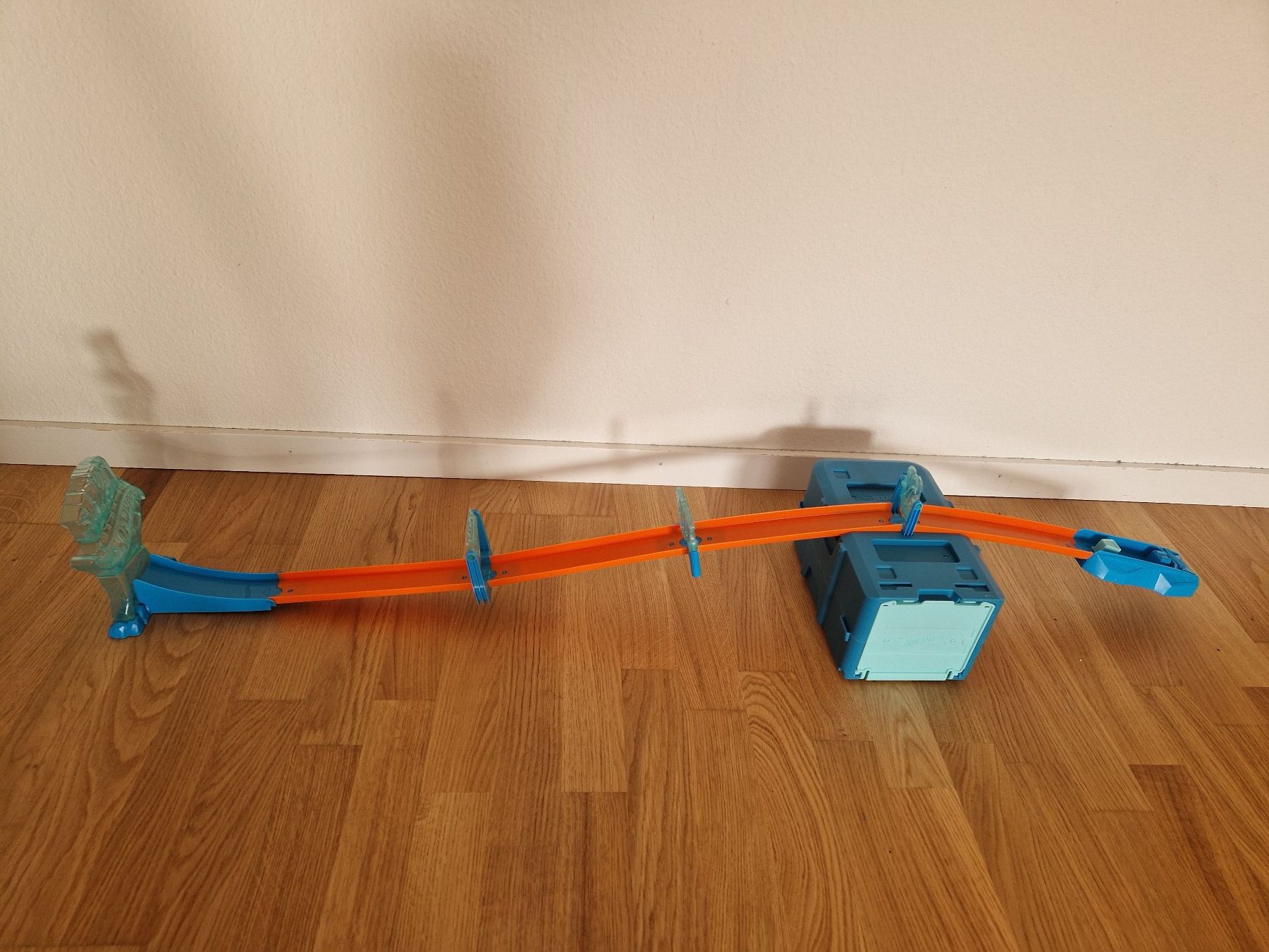 Hot Wheels Rennbahnen: Hot Wheels Track Builder Ice Crash Pack – Gebraucht aus Benglen von Succes7