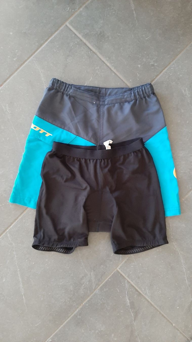Scott Pantalons: scott Hose Grösse 152 2x – D'occasion à Dübendorf par Luuuusmeitli12 1
