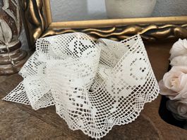 Alte, antike Spitzen - Gehäkelt - Shabby