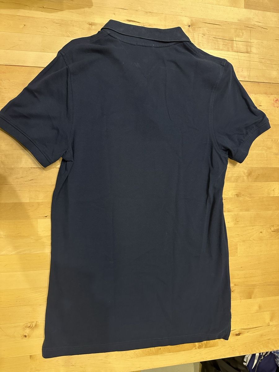 Tommy Hilfiger Polo-Shirts: Tommy Hilfiger Poloshirt – Neu (gemäss Beschreibung) aus Wallisellen von Last_Chance_Sale 2