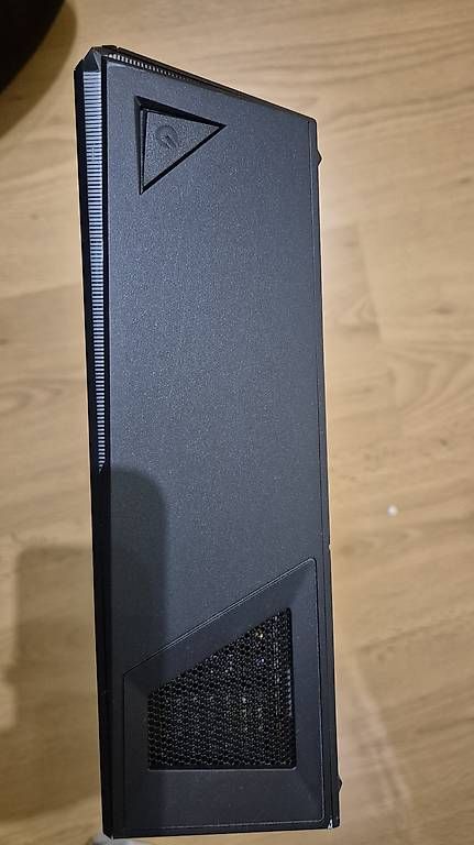 MSI PC: MSI Trident 3 8RC-042 – Nuovo (secondo la descrizione) da Münchenstein venduto da Alex_1905 2
