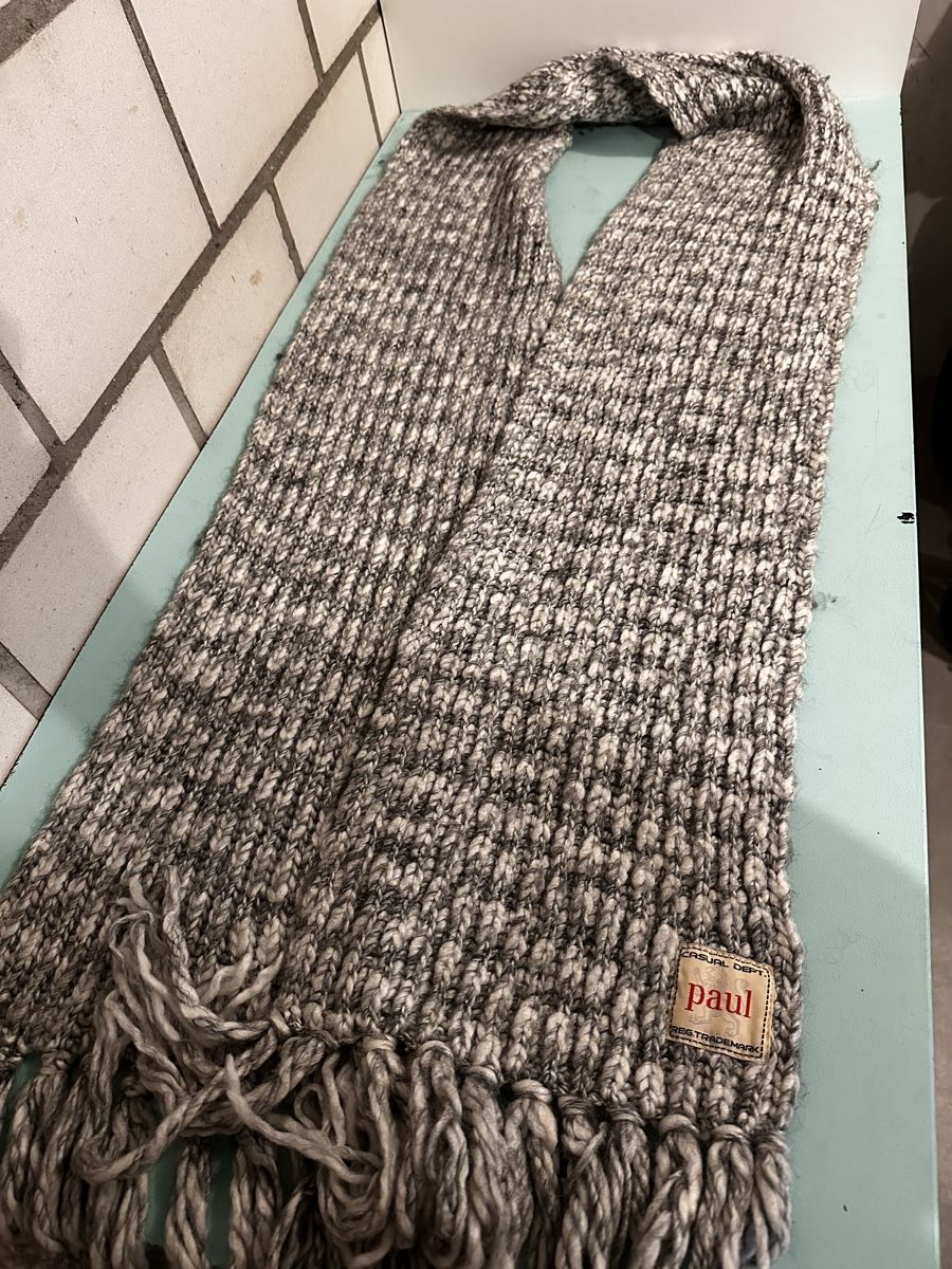 Foulard & Sciarpe: Paul Strickschal grau/weiss Fransen – Usato da Duggingen venduto da MitchJ86