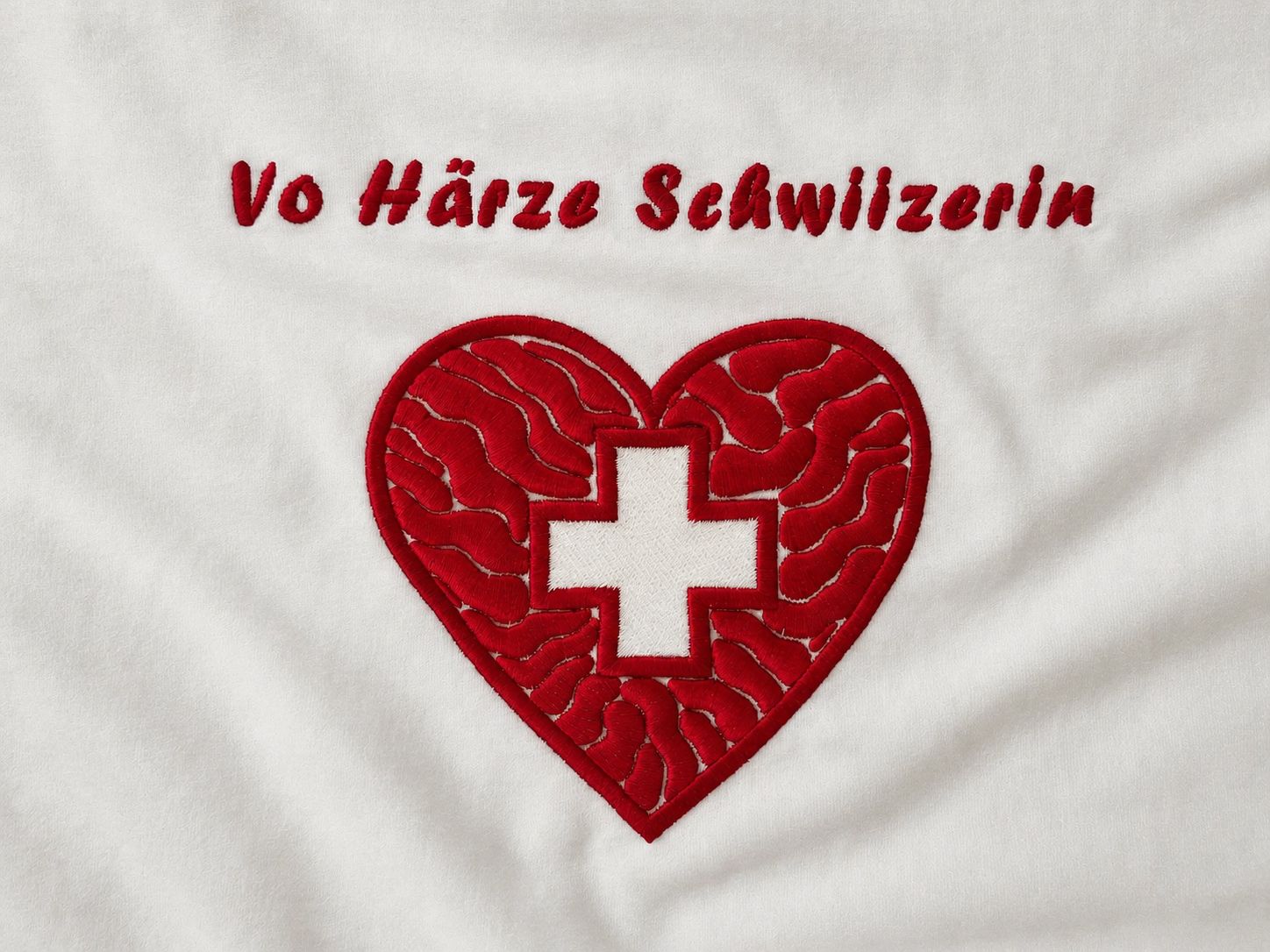 T-shirt: 01. August T-shirt. Schwiizerin. – Nuovo e nell'imballaggio originale da Meilen venduto da tea_n6fg 1