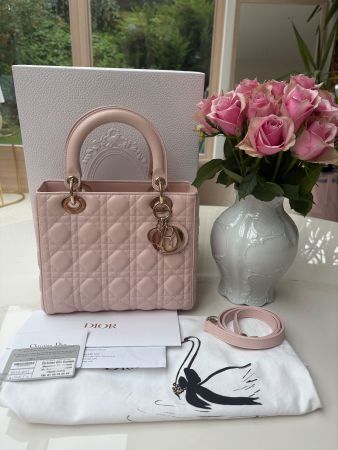 Lady Dior Medium in rosa