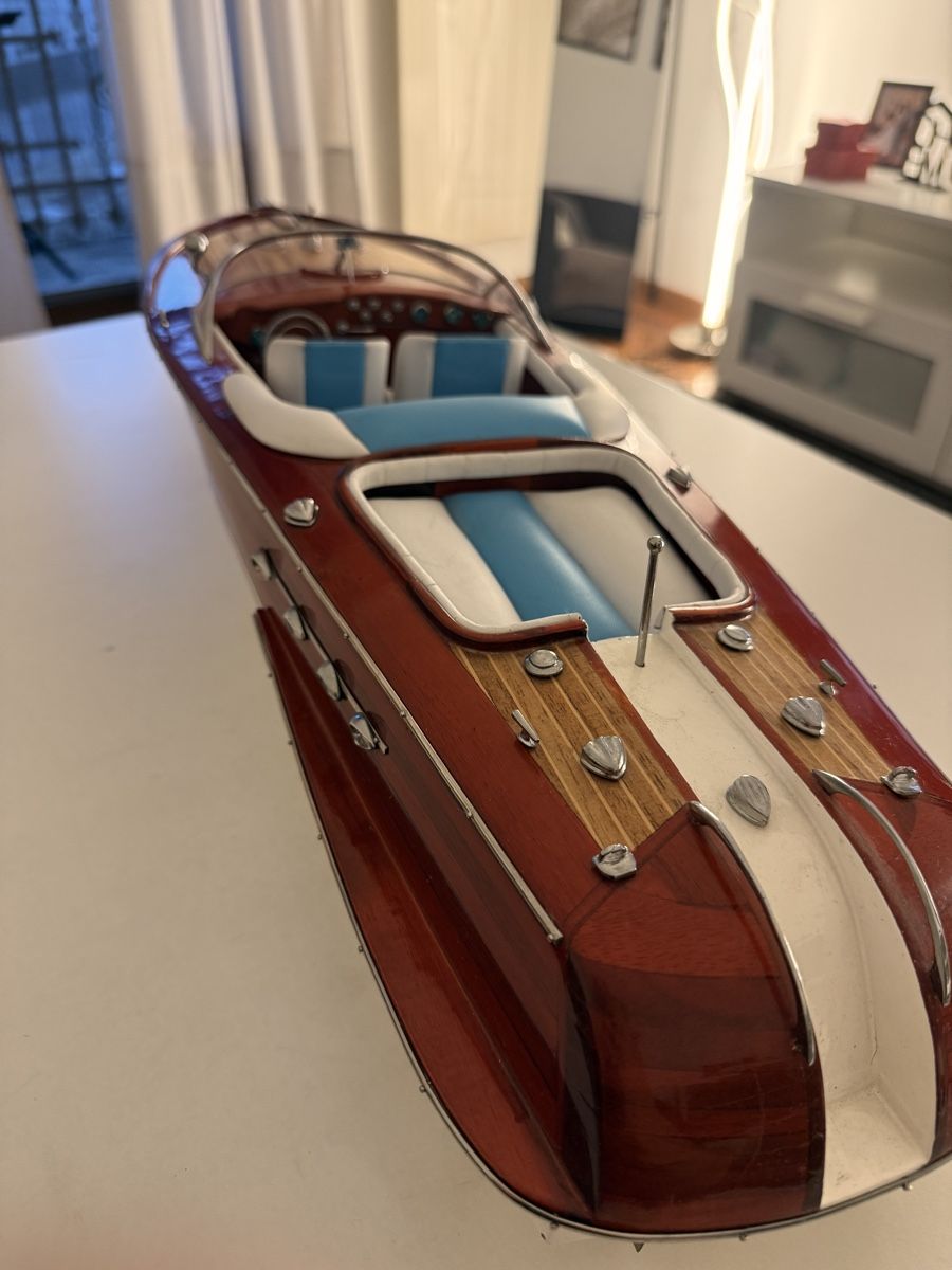 Riva Modellbausätze & Standmodelle: Riva Aquarama  – Gebraucht aus Genève von STB_GE