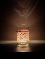 Porta candela in vetro decorato con scritta "Love your Home"