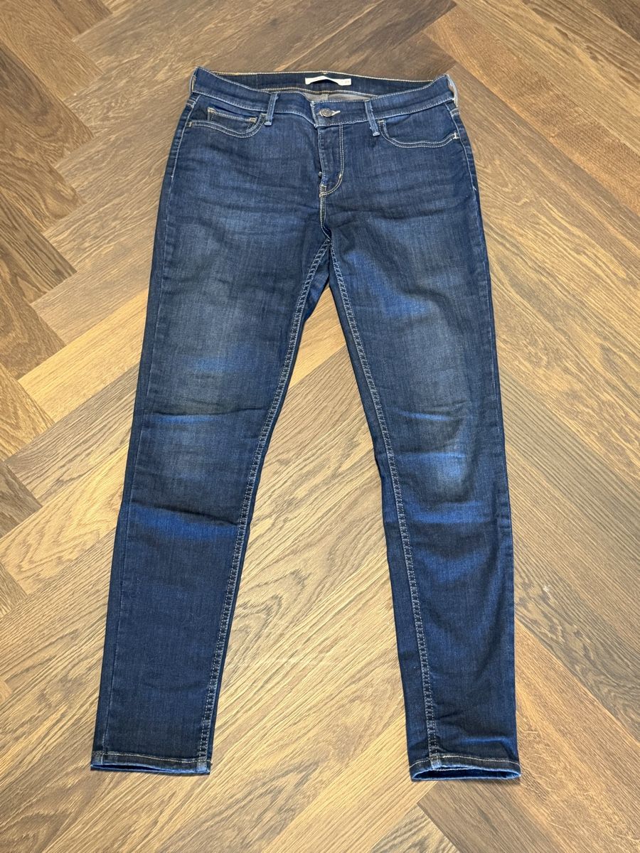 Levi's Jeans: Levi's 710 Super Skinny Jeans, Grösse 29 – Usato da Büttikon AG venduto da jen_g5s9 1
