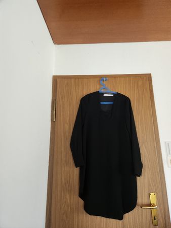 Robe noire & Other Stories avec dentelle T.S