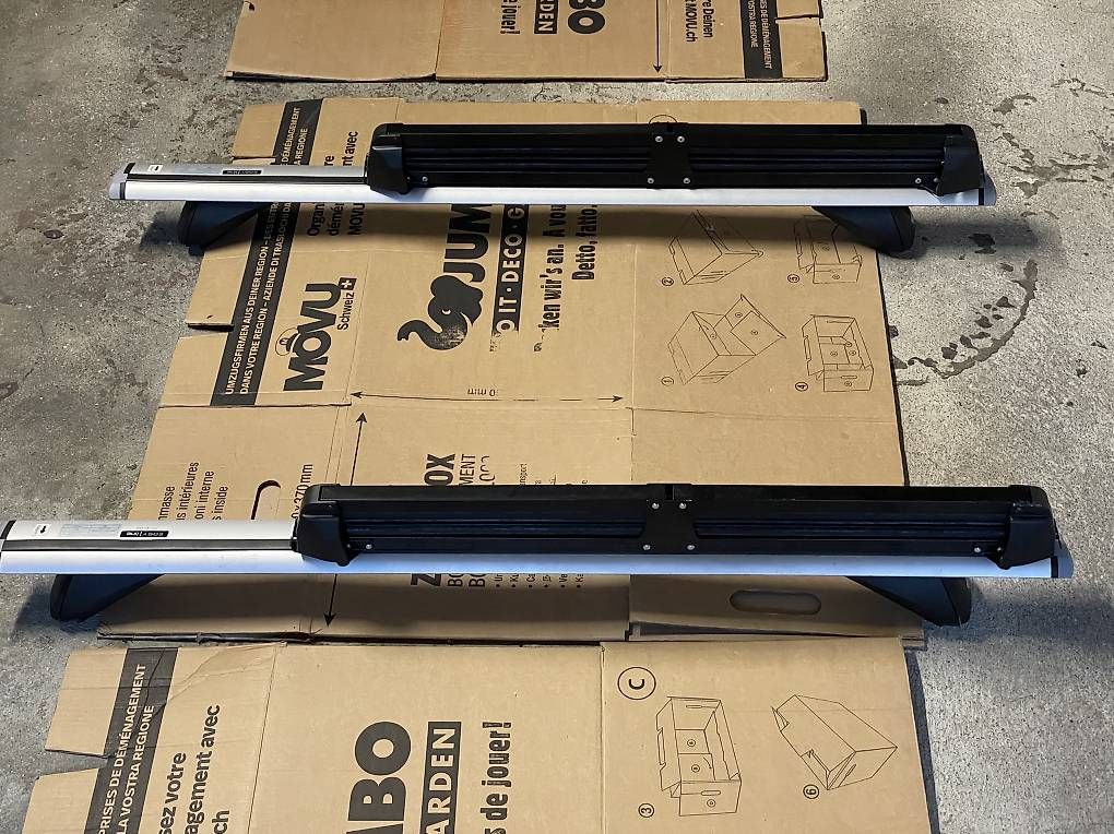 Box da tetto: Thule XL Dachbox oder Skiträger zu vermieten  – Usato da Chur venduto da majka2011 3