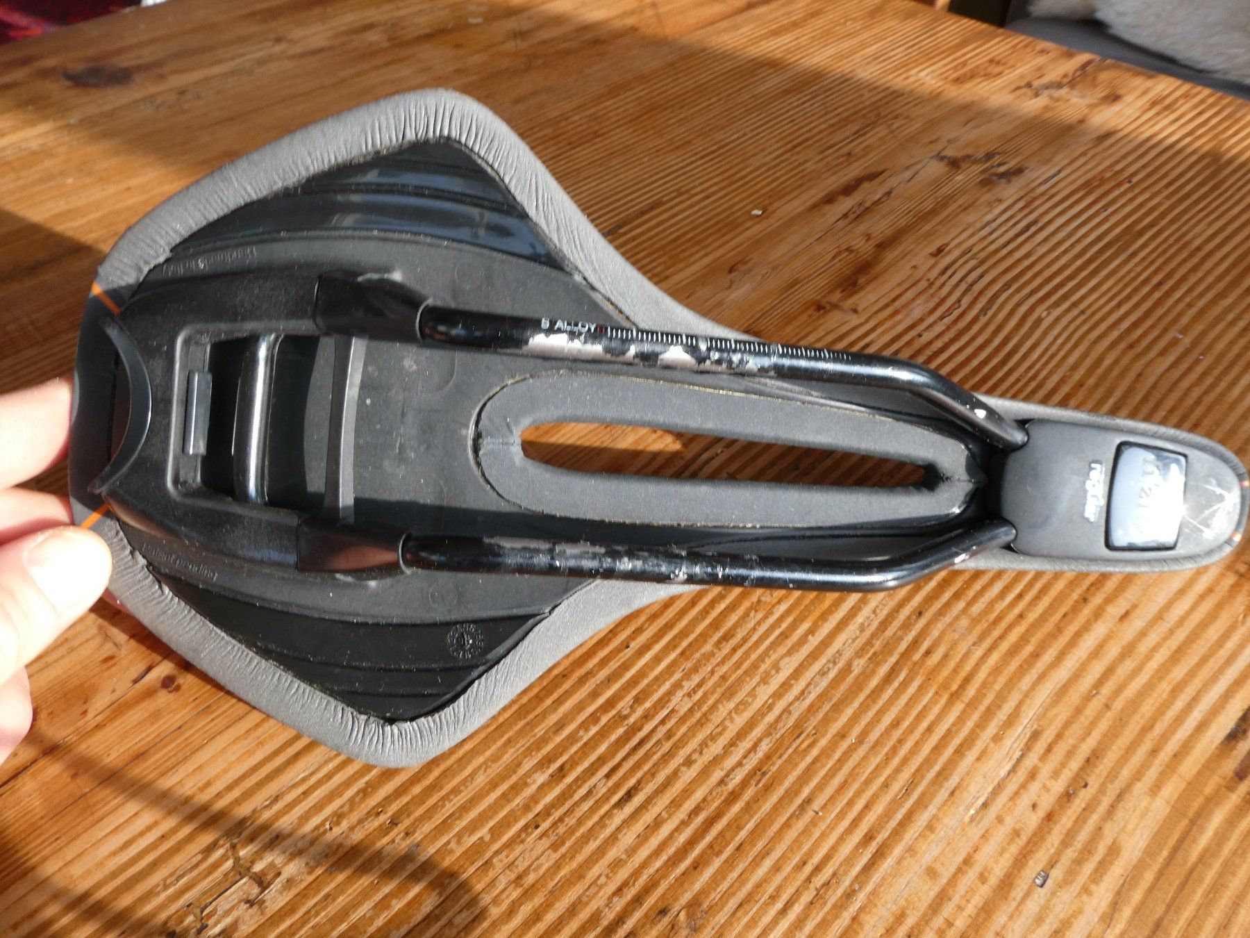 Fizik Ersatzteile: Selle Fizik Luce 140 mm – Gebraucht aus Evilard von Crashtest01 1