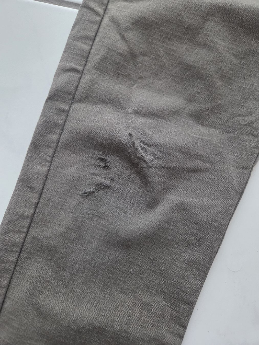 Namuk Pantaloni: Namuk Dash 116/122 mit Loch – Difettoso da Zeiningen venduto da Williner 1
