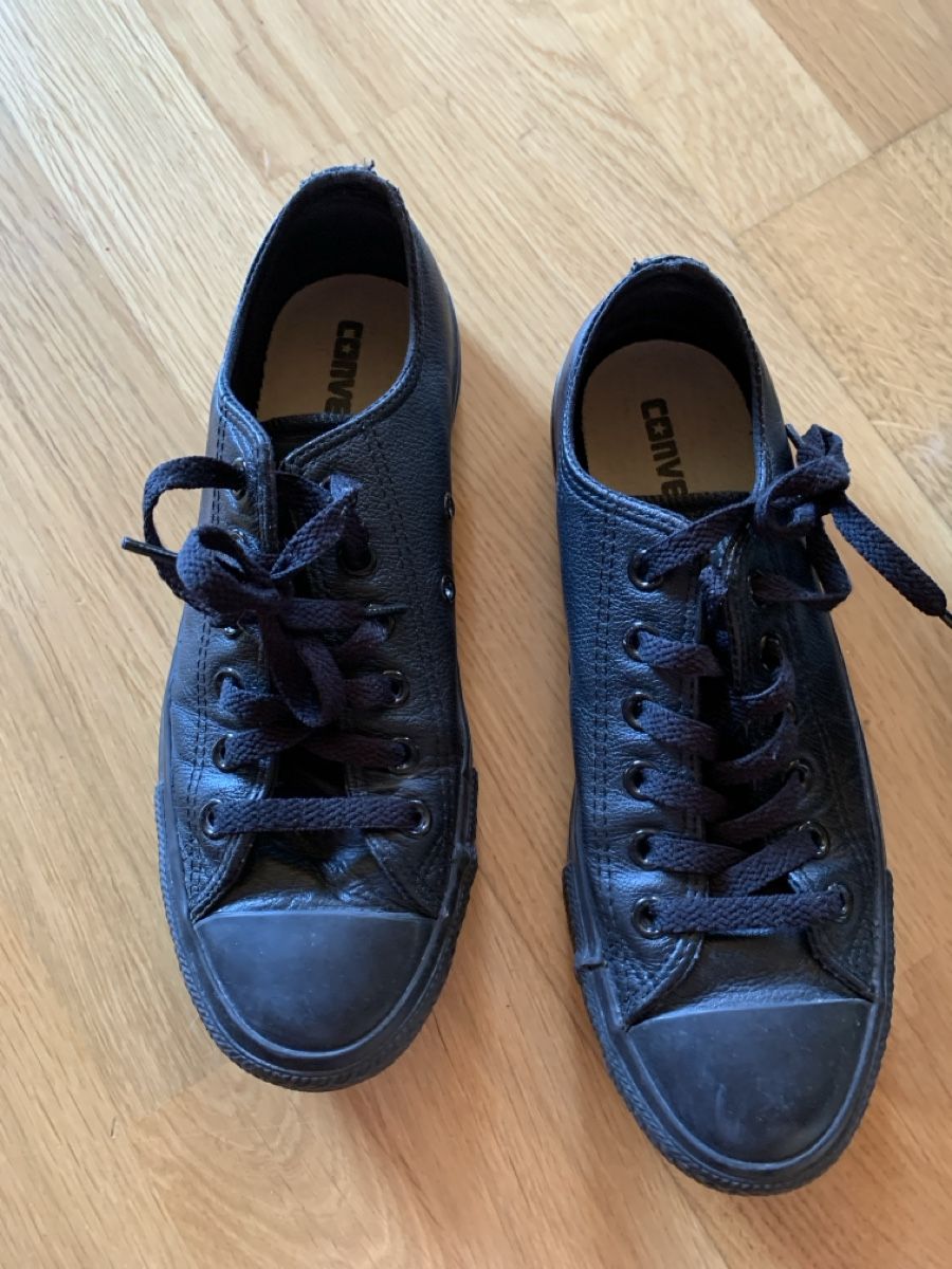 Converse Scarpe da uomo: Baskets Converse cuir noir taille 38 bon état – Usato da Finhaut venduto da dod