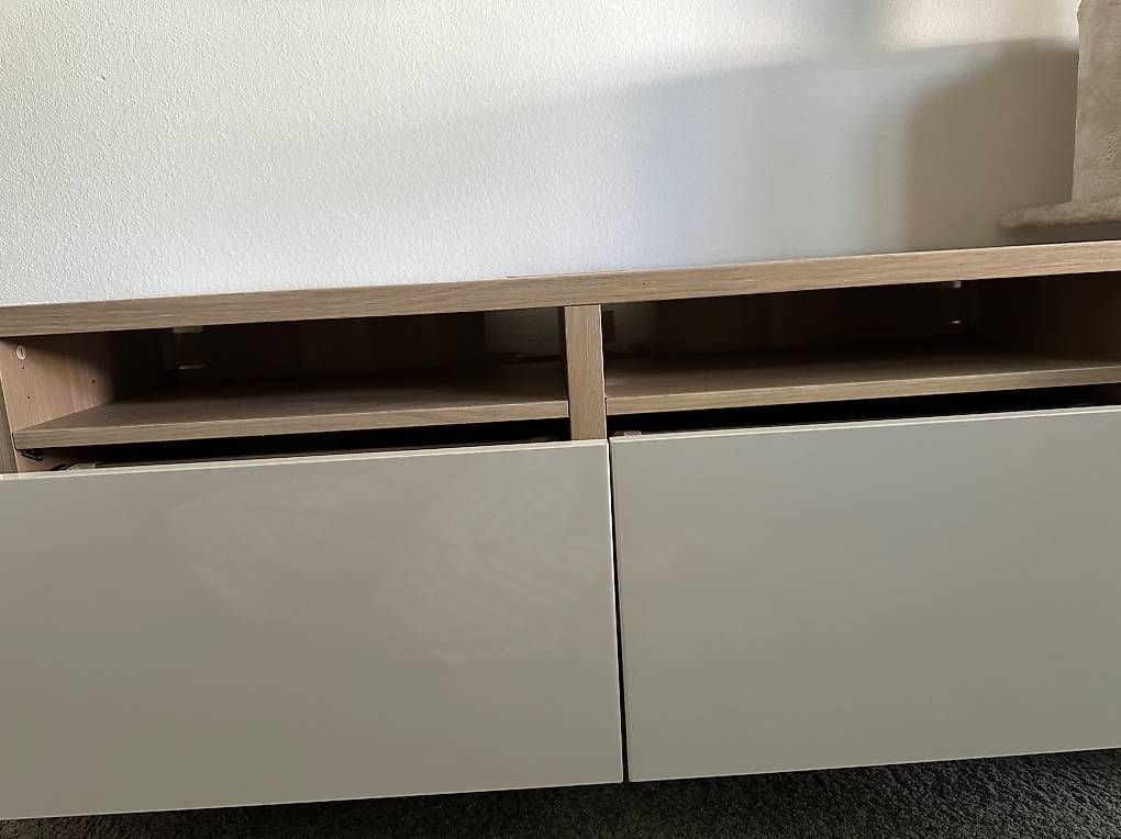 Ikea Mobili TV: TV Möbel mit Schubladen – Usato da Strengelbach venduto da Gergely_Lea 2